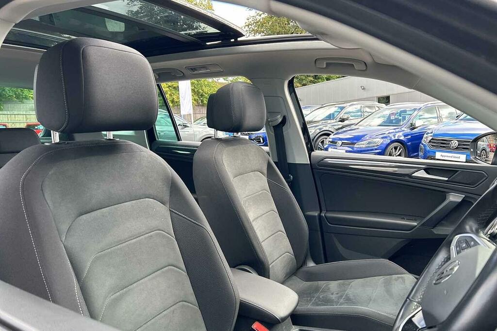 Volkswagen Tiguan R-line Tech Tdi White #23