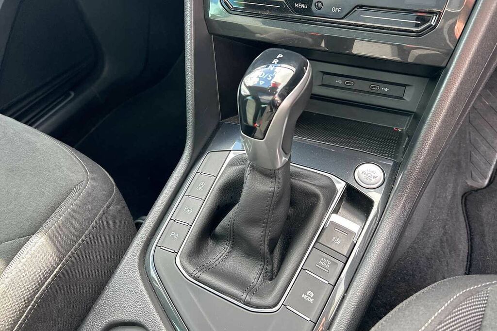 Volkswagen Tiguan R-line Tech Tdi White #8