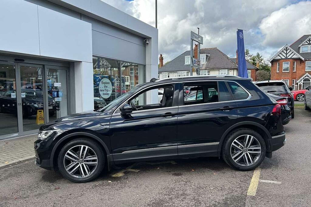 Volkswagen Tiguan R-line Tech Tdi White #32