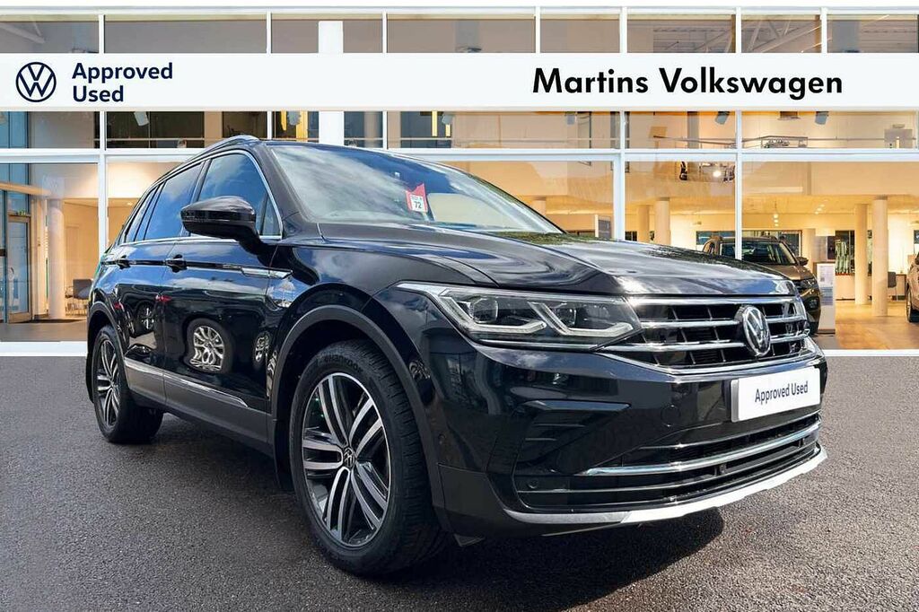 Volkswagen Tiguan 1.5 Tsi Elegance Suv Dsg Euro 6 Ss Black