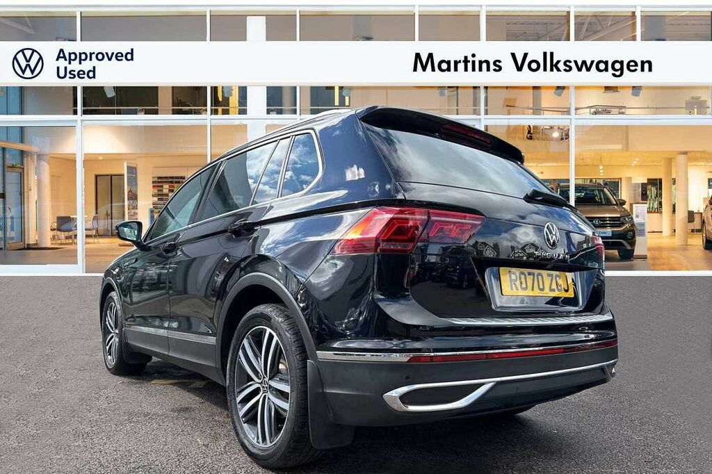 Volkswagen Tiguan 1.5 Tsi Elegance Suv Dsg Euro 6 Ss Black #3
