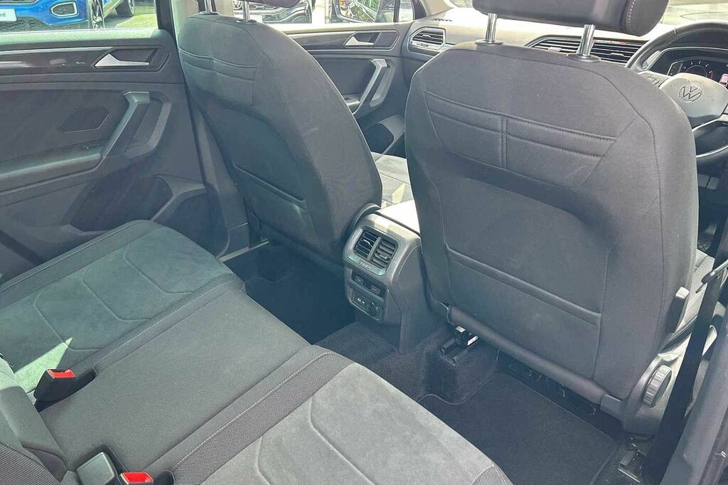 Volkswagen Tiguan R-line Tech Tdi White #14