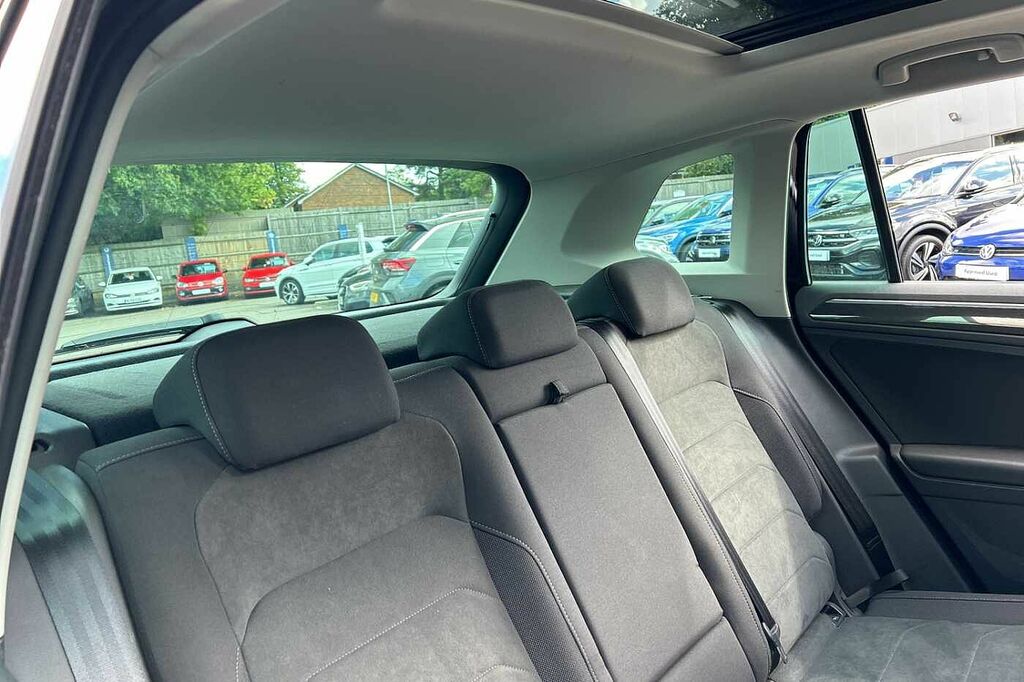 Volkswagen Tiguan R-line Tech Tdi White #38