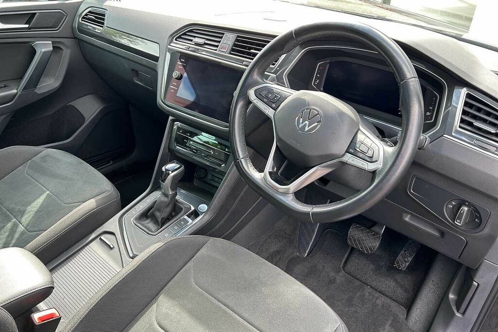 Volkswagen Tiguan 1.5 Tsi Elegance Suv Dsg Euro 6 Ss Black #6
