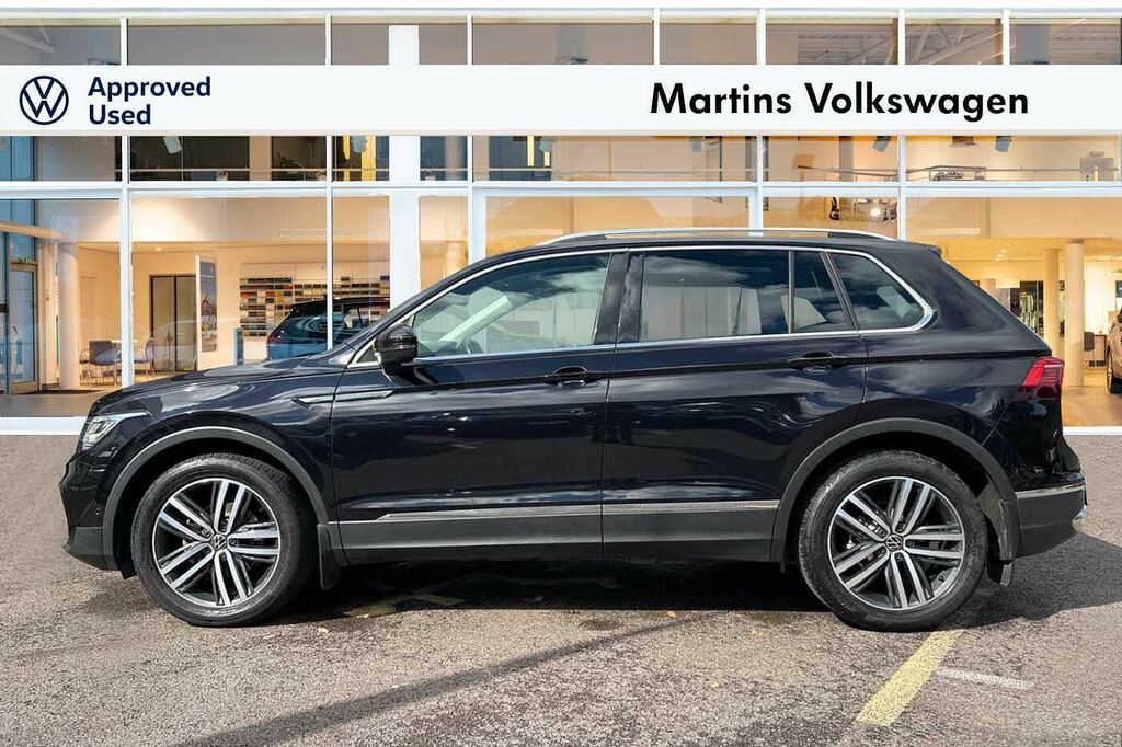 Volkswagen Tiguan 1.5 Tsi Elegance Suv Dsg Euro 6 Ss Black #4