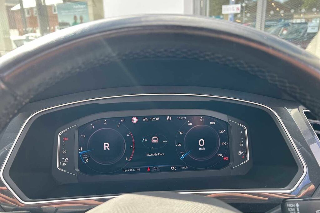 Volkswagen Tiguan R-line Tech Tdi White #41