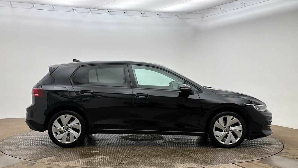 Volkswagen Golf 1.5 Tsi 150 Match GP24ATX Black #4