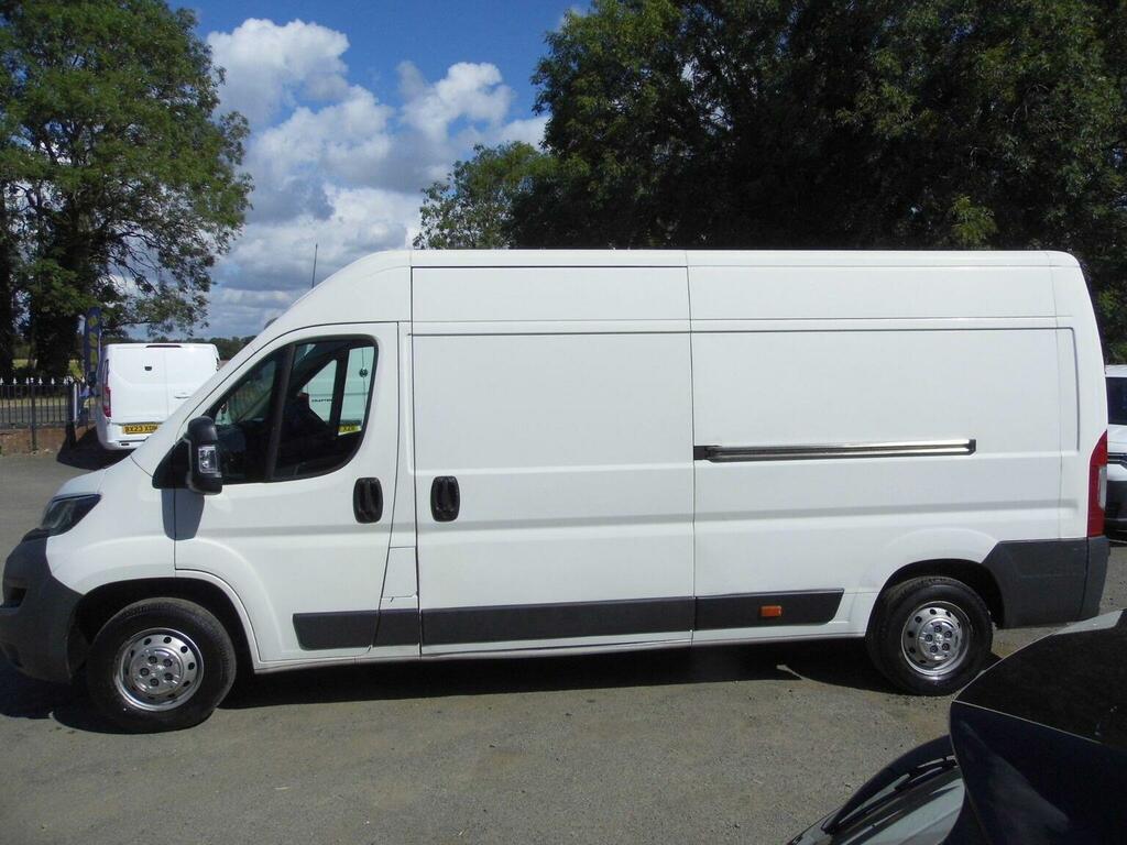 Peugeot Boxer Panel Van 2.0 Bluehdi 335 Professional L3 H2 Euro White #4