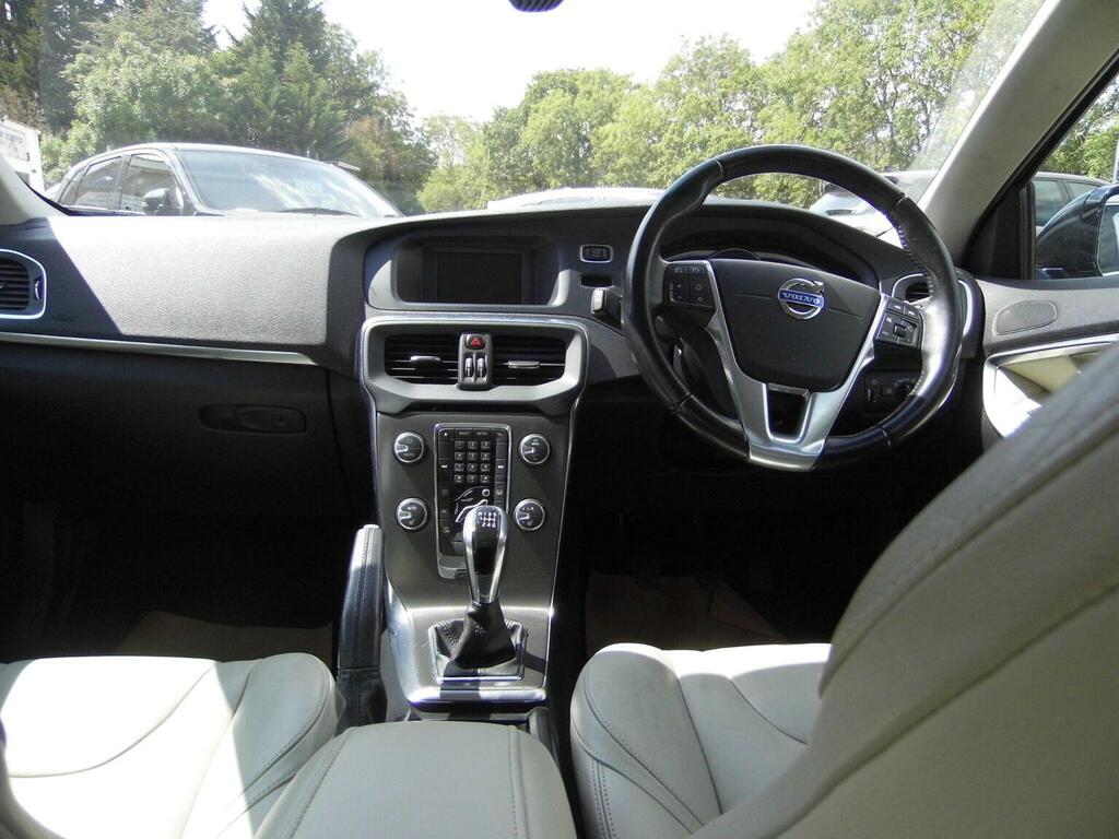 Volvo V40 D4 190 R Design Lux Nav Geartronic Blue #20
