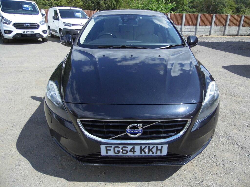 Volvo V40 Hatchback 1.6 D2 Se Lux Euro 5 Ss 201464 Black #2