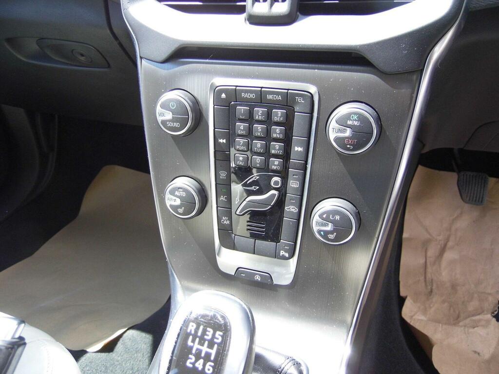 Volvo V40 D4 190 R Design Lux Nav Geartronic Blue #28