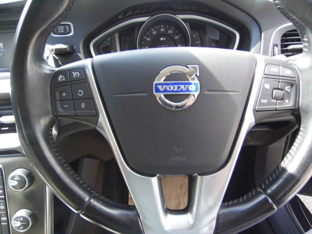 Volvo V40 D4 190 R Design Lux Nav Geartronic Blue #25