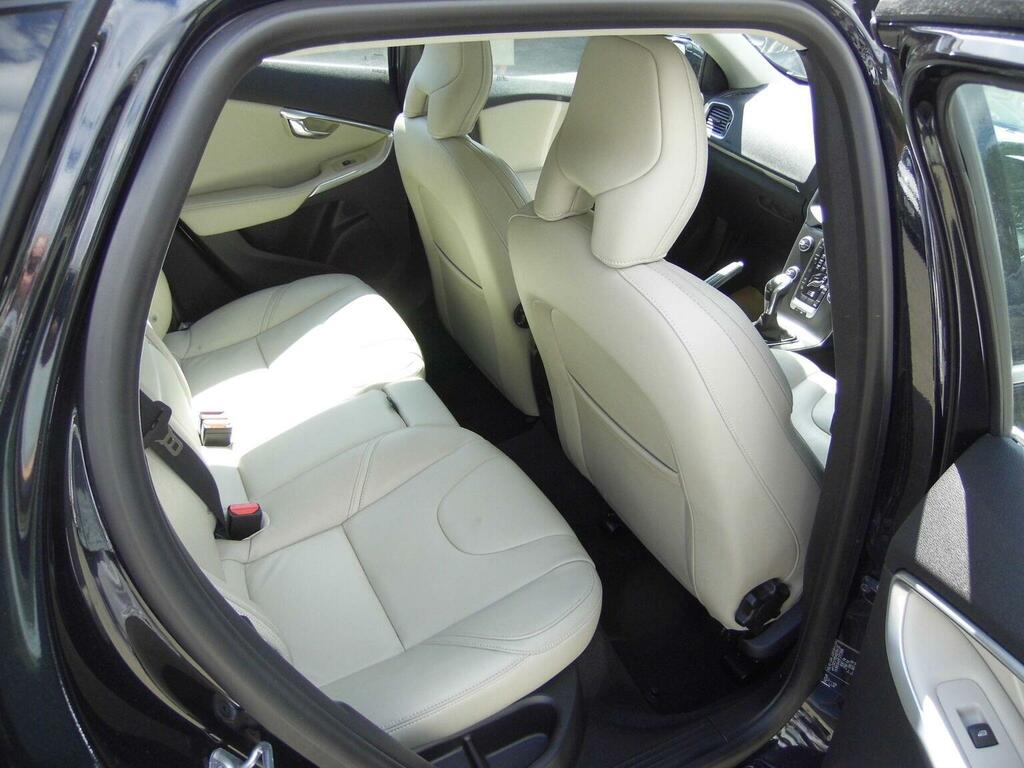 Volvo V40 D4 190 R Design Lux Nav Geartronic Blue #19