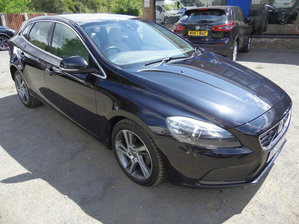 Volvo V40 Hatchback 1.6 D2 Se Lux Euro 5 Ss 201464 Black