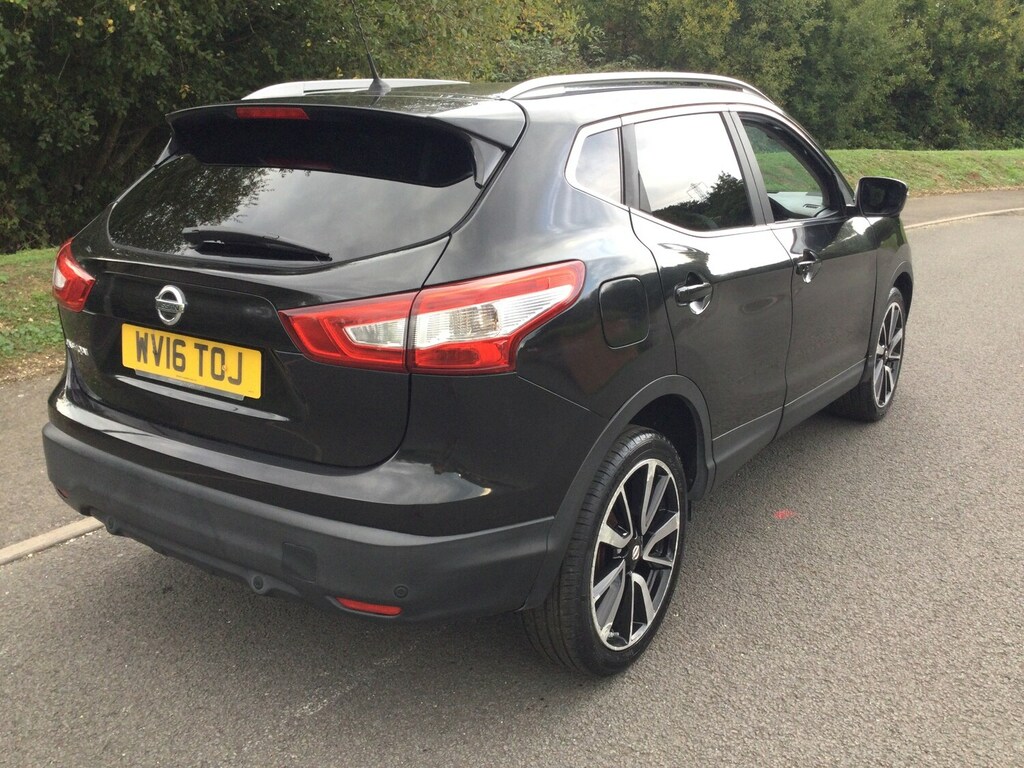 Nissan Qashqai 1.2 Dig-t Tekna Non-panoramic Xtronic Black #3