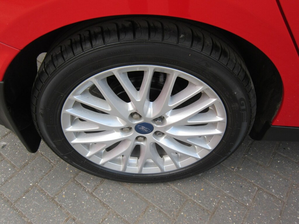 Ford Focus 1.0T Ecoboost Zetec Euro 5 Ss Red #10