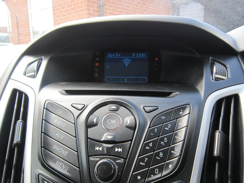 Ford Focus 1.0T Ecoboost Zetec Euro 5 Ss Red #26