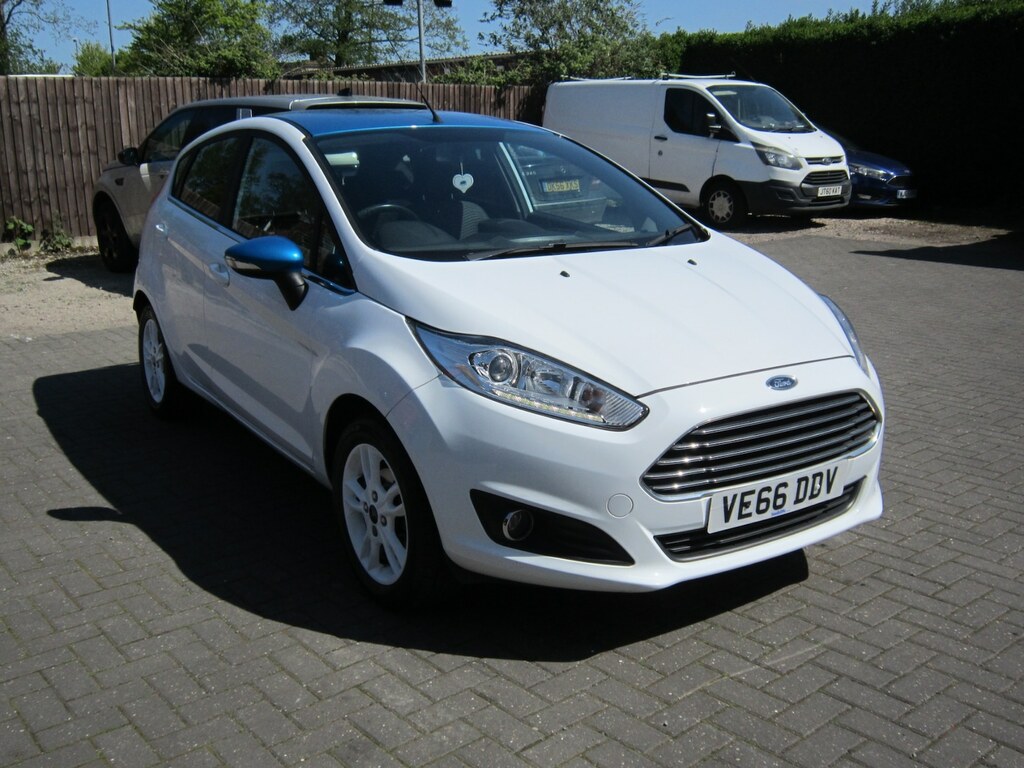 Ford Fiesta 1.0 Ecoboost Zetec White White