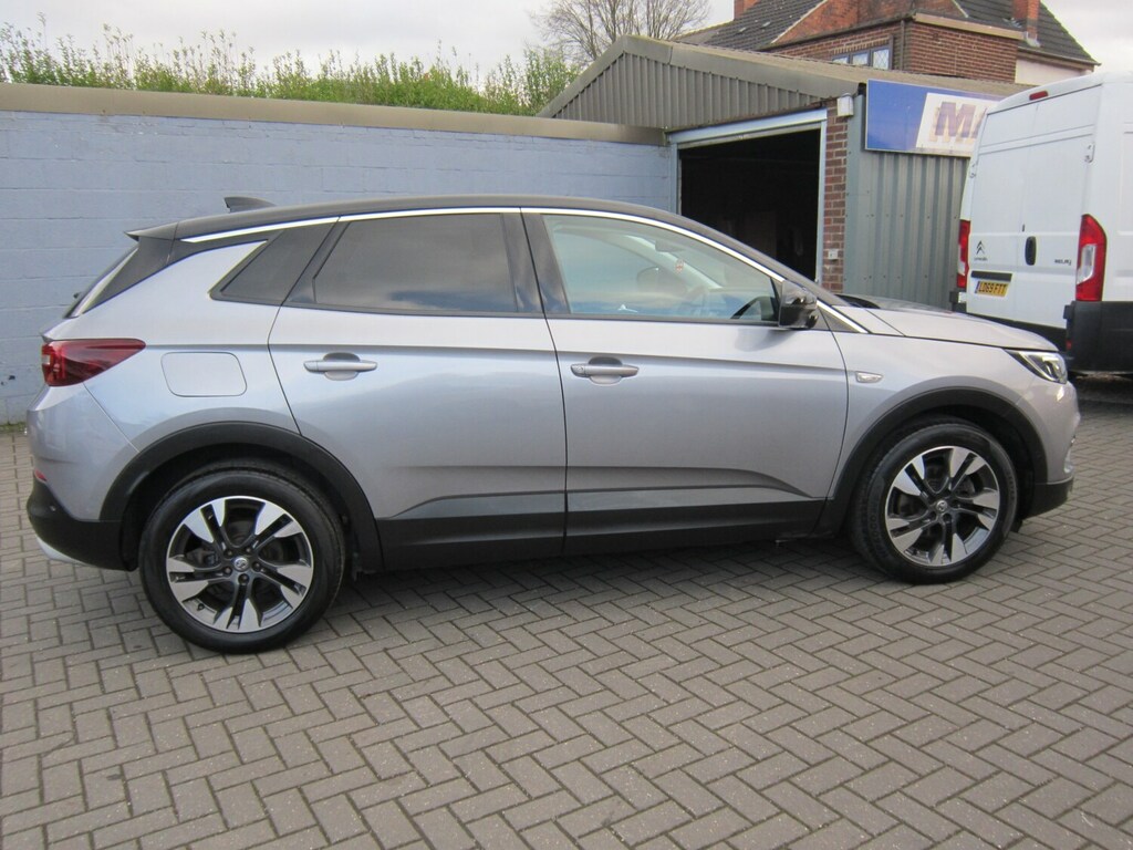 Vauxhall Grandland X 1.2 Turbo Sri Nav Grey #4