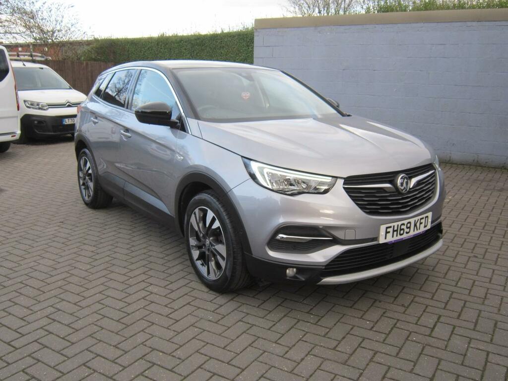 Vauxhall Grandland X 1.2 Turbo Sri Nav Grey