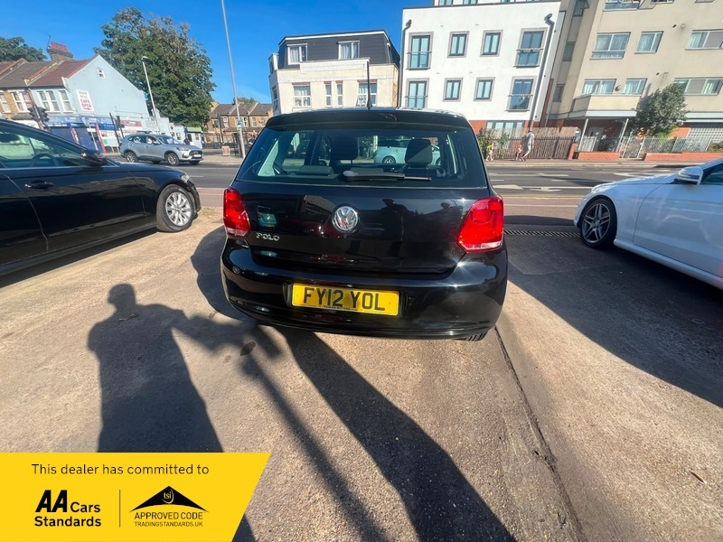 Volkswagen Polo S Ac Black #4