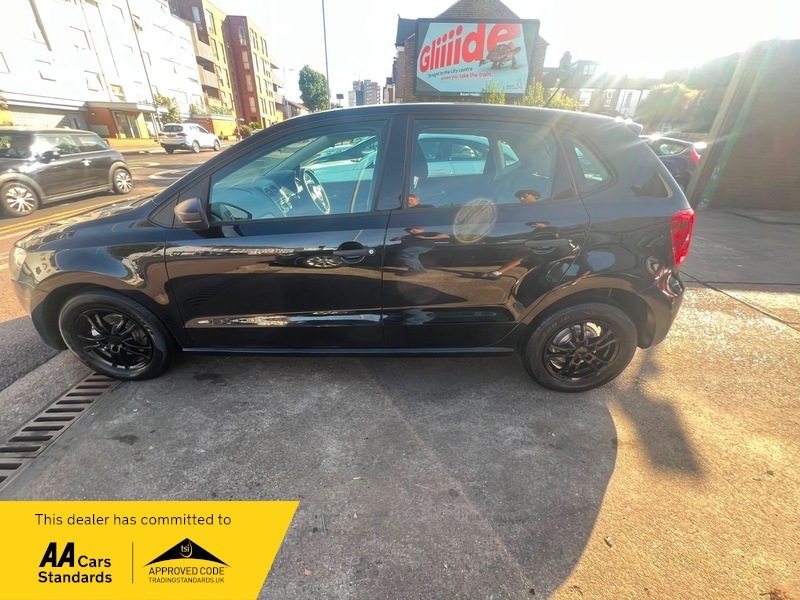Volkswagen Polo S Ac Black #6