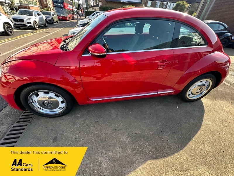 Volkswagen Beetle Design Tsi Bluemotion Technology Red #6
