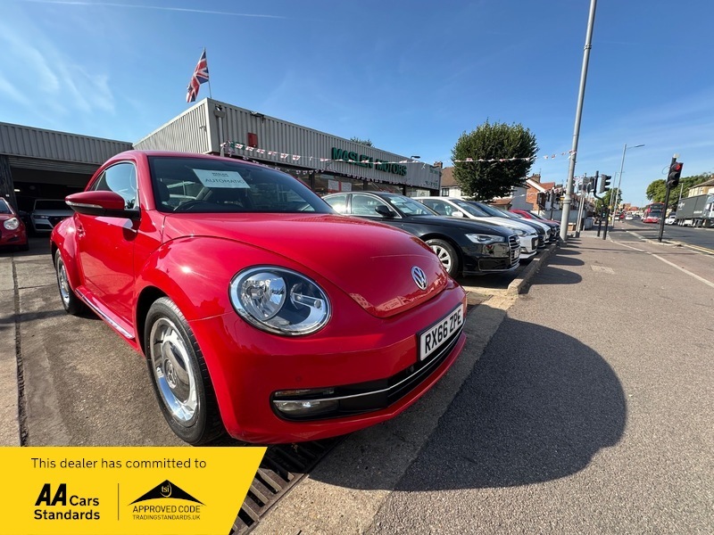 Volkswagen Beetle Design Tsi Bluemotion Technology Red
