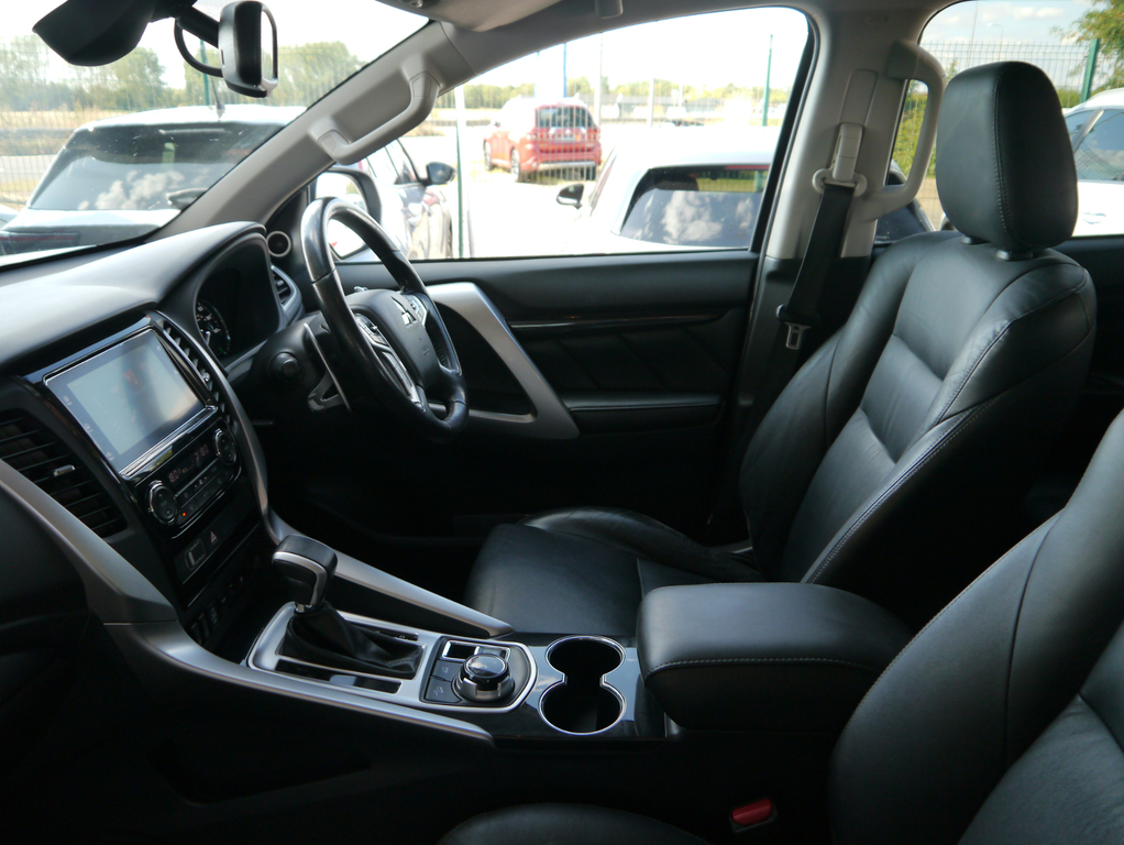 Mitsubishi Shogun Sport Di-d 4 #2
