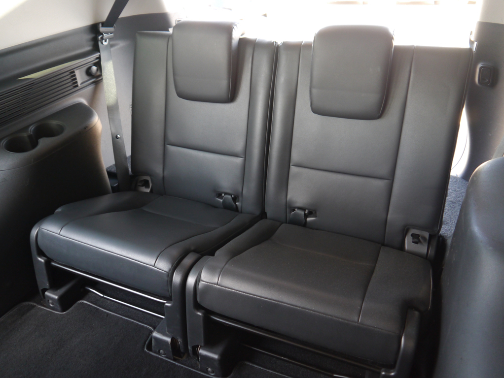 Mitsubishi Shogun Sport 2.4L 4 White #36