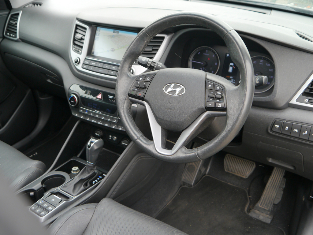 Hyundai Tucson Crdi Premium Se Blue Drive Red #36
