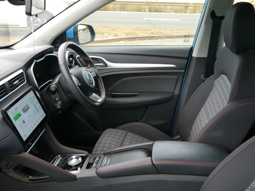 MG ZS Se Ev #2