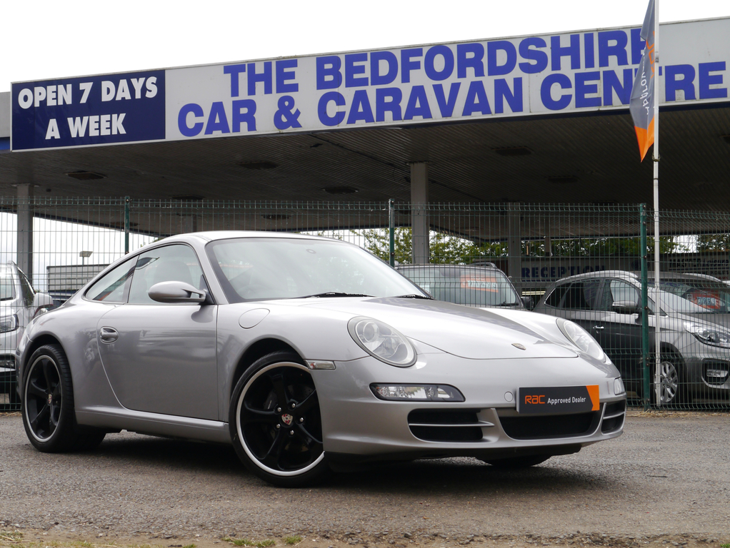 Porsche 911 Carrera Silver