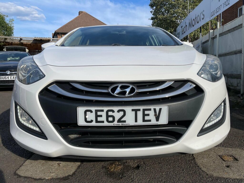 Hyundai I30 1.4 Style Nav Euro 5 White #2