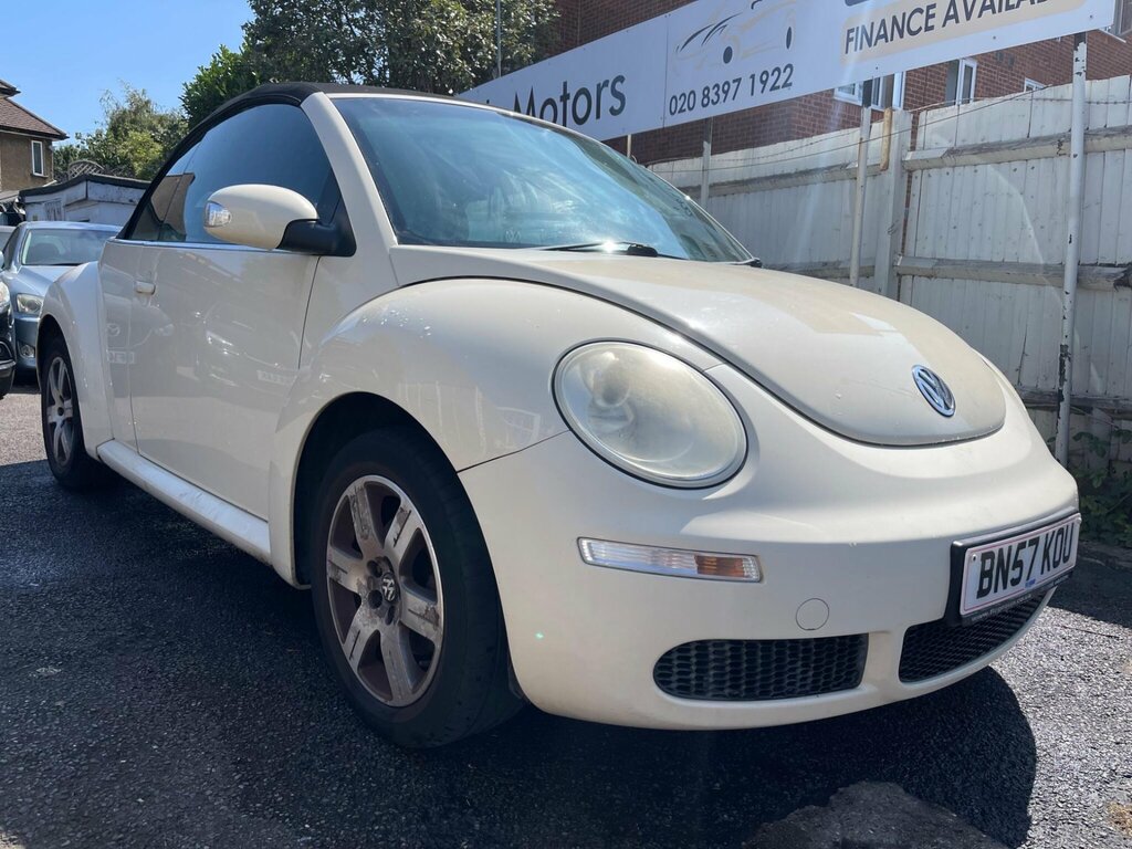 Volkswagen Beetle 1.6 Luna Cabriolet Euro 4 Beige