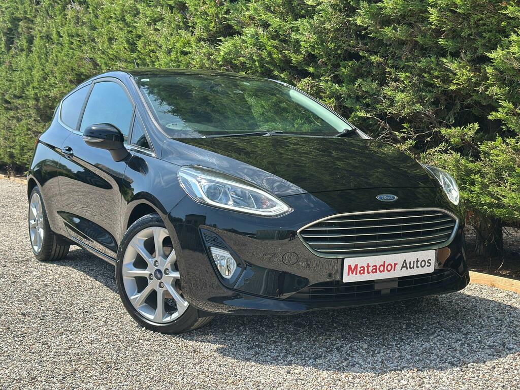 Ford Fiesta Titanium Black
