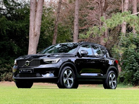 Volvo XC40 B4 Plus VA74CXM Black #2