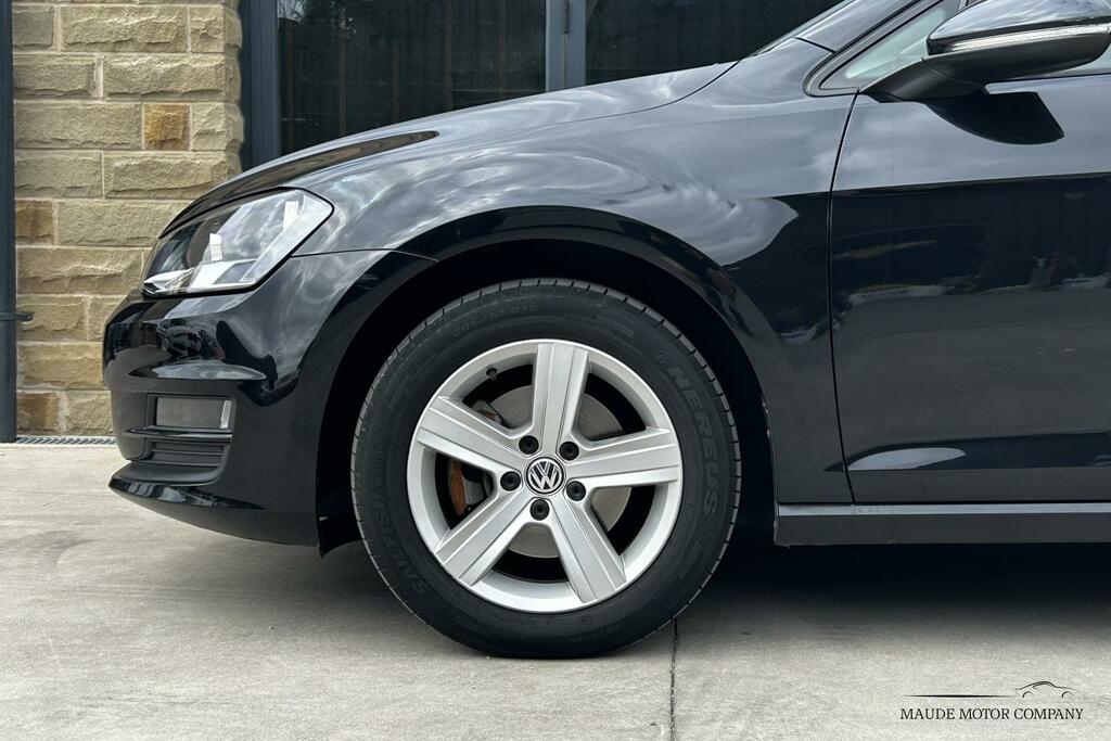 Volkswagen Golf Match Black #5