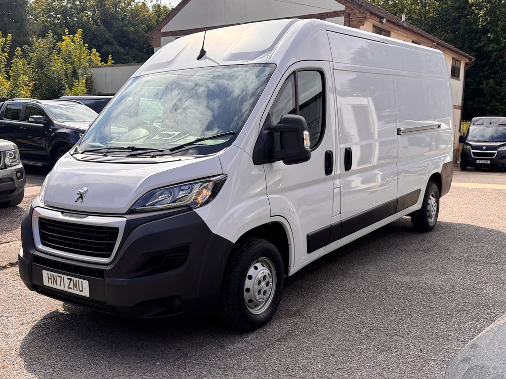 Peugeot Boxer 2.2L Bluehdi 335 L3h2 Professional Pv White #2