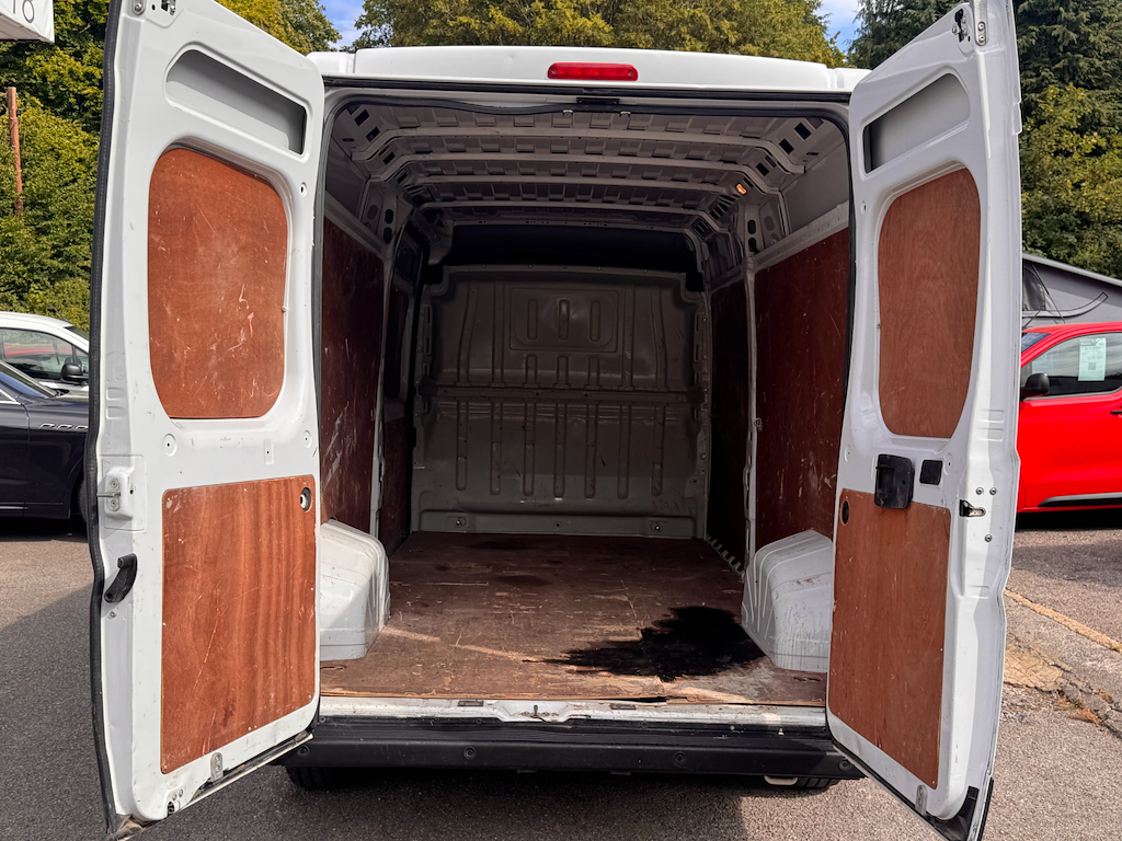 Peugeot Boxer 2.2L S Grey #8