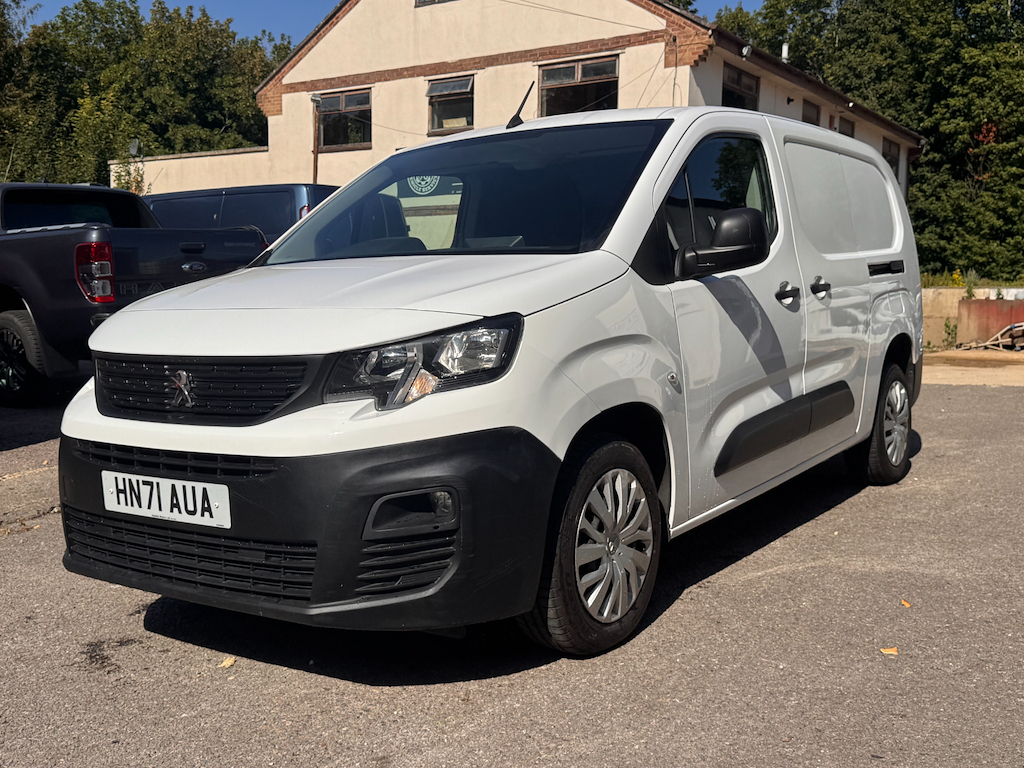 Peugeot Partner 1.5L Bluehdi Professional Premium L2 White #2