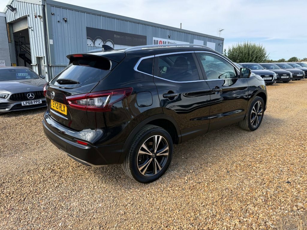 Nissan Qashqai 1.3L N-connecta EY21RLX Black #3