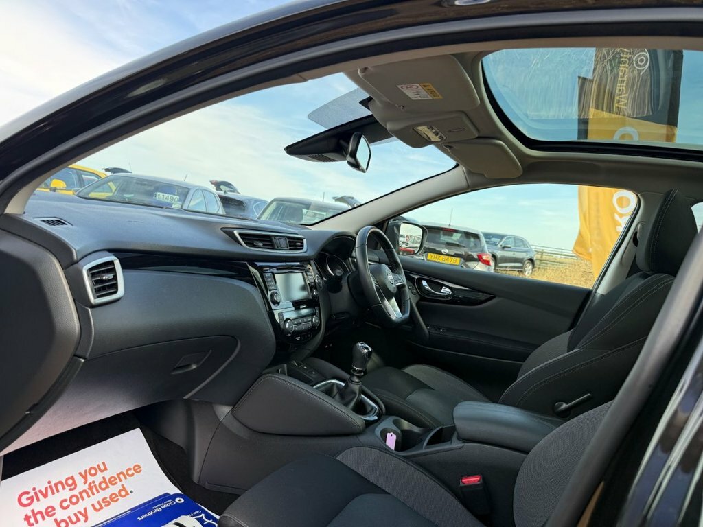 Nissan Qashqai 1.3L N-connecta EY21RLX Black #4