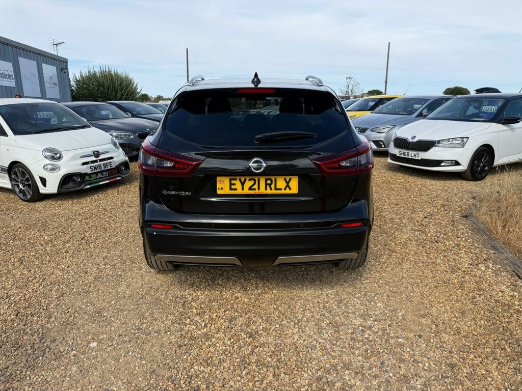 Nissan Qashqai 1.3L N-connecta EY21RLX Black #6