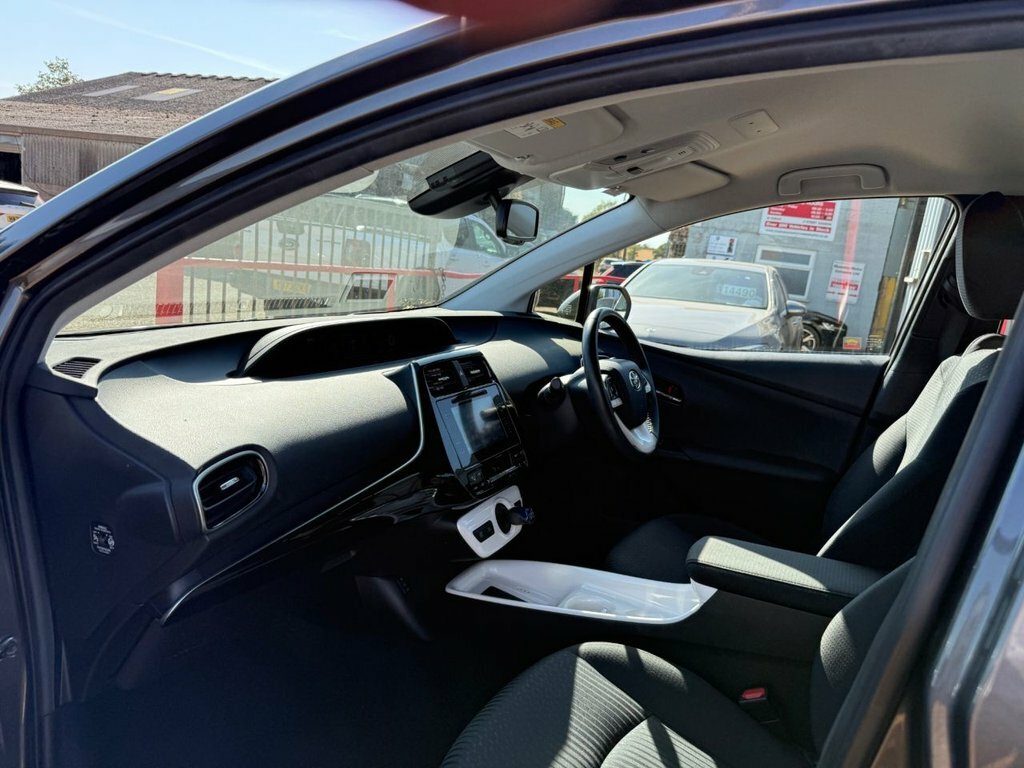 Toyota Prius+ 1.8L Business Edition Plus Grey #4