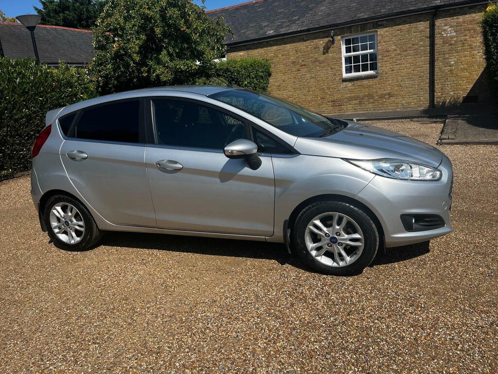 Ford Fiesta Zetec Silver #3
