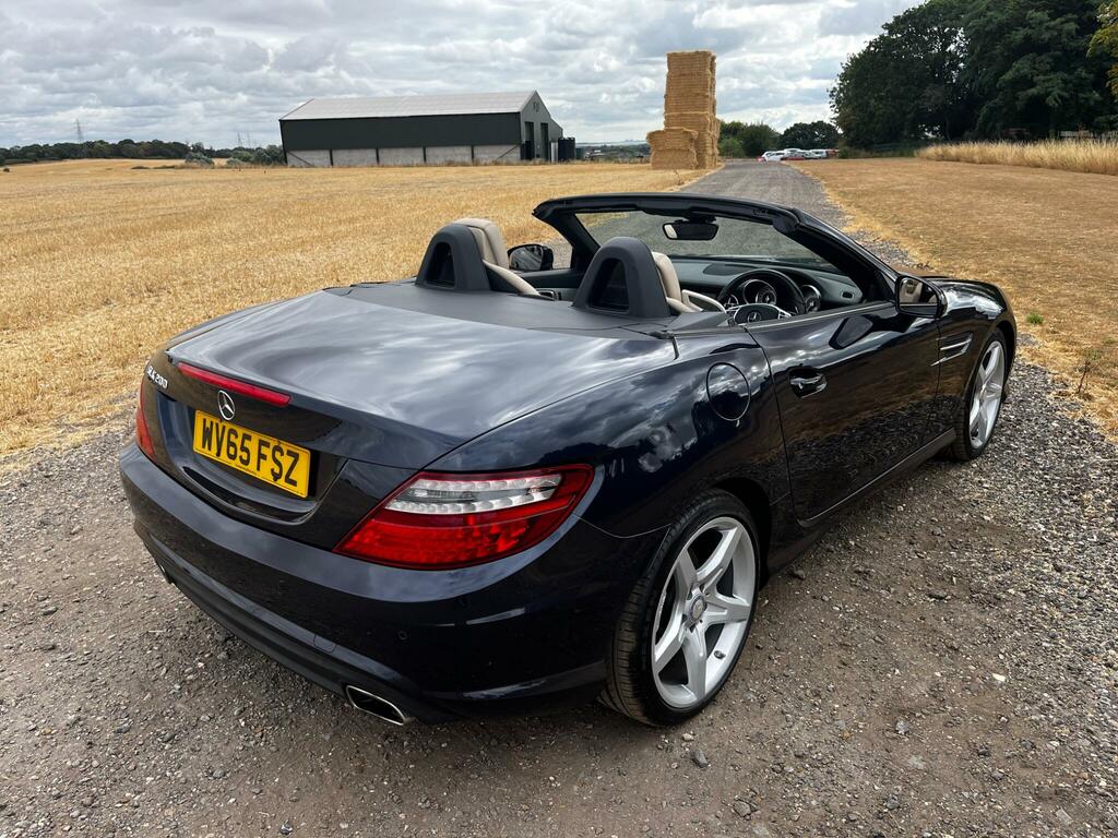 Mercedes-Benz SLK Convertible 2.0 Black #23