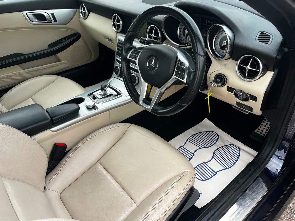 Mercedes-Benz SLK Convertible 2.0 Black #27