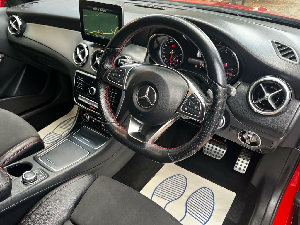 Mercedes-Benz GLA Class 1.6 Gla200 Amg Line Edition Plus 7G-dct Euro 6 Grey #36