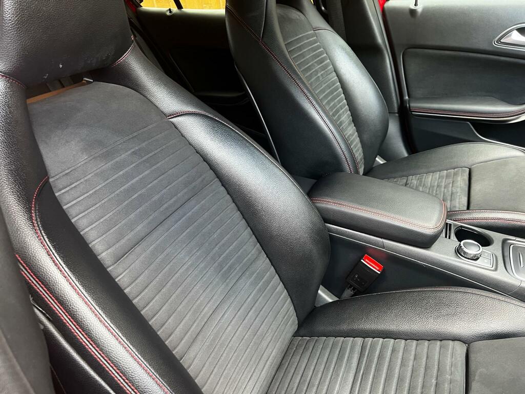 Mercedes-Benz GLA Class 1.6 Gla200 Amg Line Edition Plus 7G-dct Euro 6 Grey #38